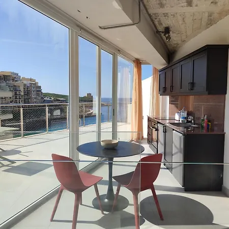 Xlendistays - Centrally Located Seafront Living Holiday Spaces In Xlendi Exterior photo