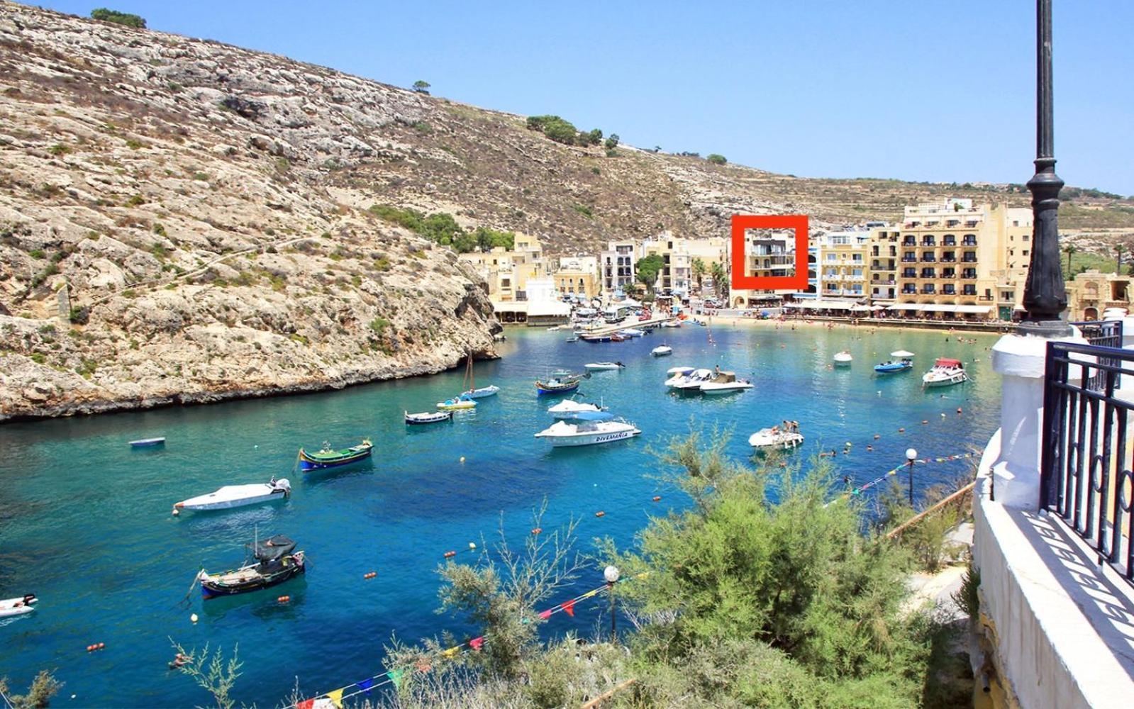 Xlendistays - Centrally Located Seafront Living Spaces In شقة