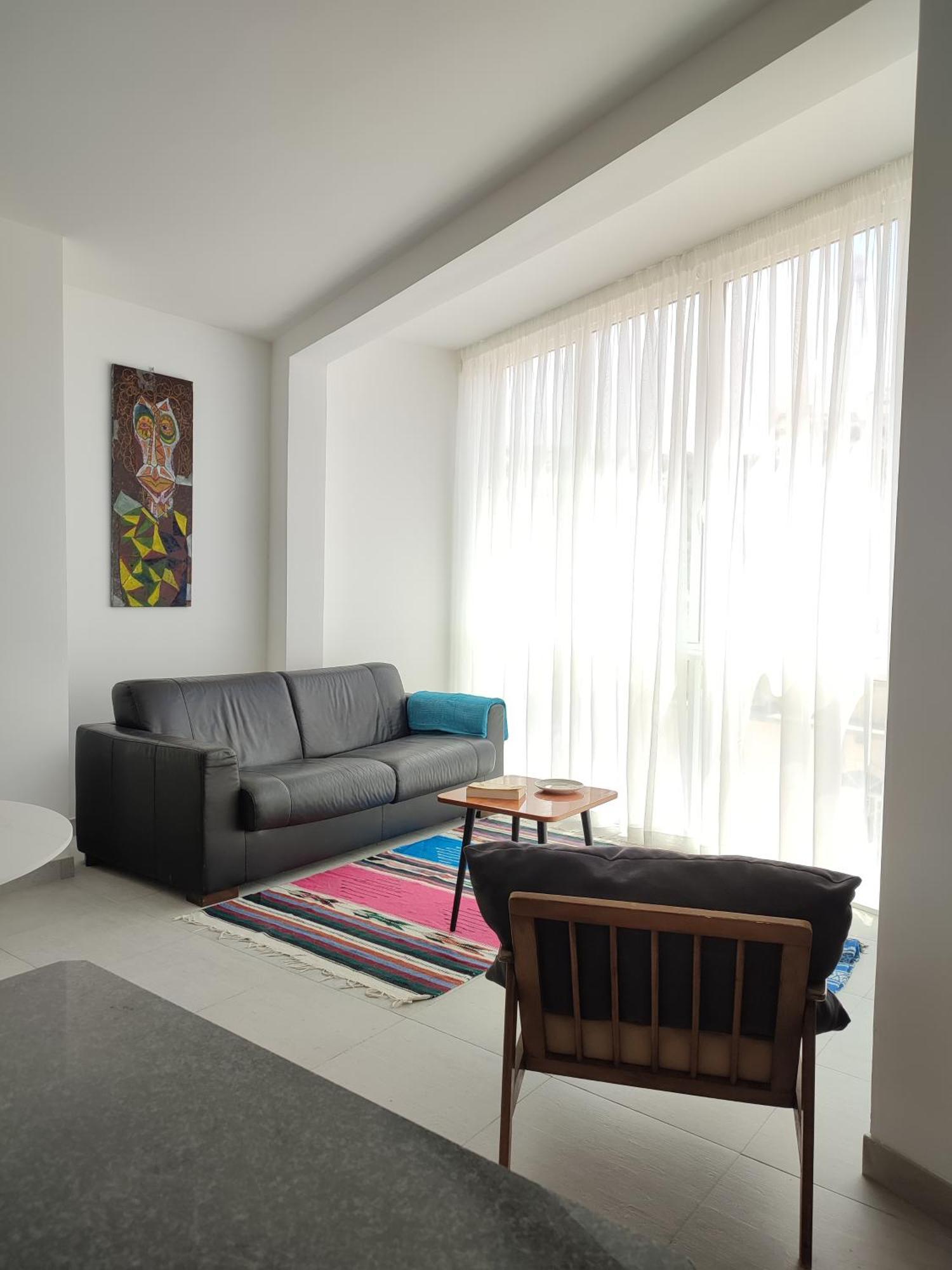 شقة Xlendistays - Centrally Located Seafront Living Spaces In
