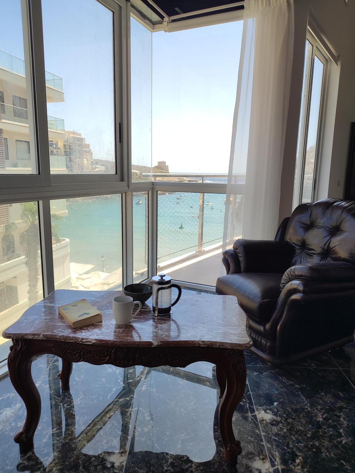 Xlendistays - Centrally Located Seafront Living Spaces In شقة *