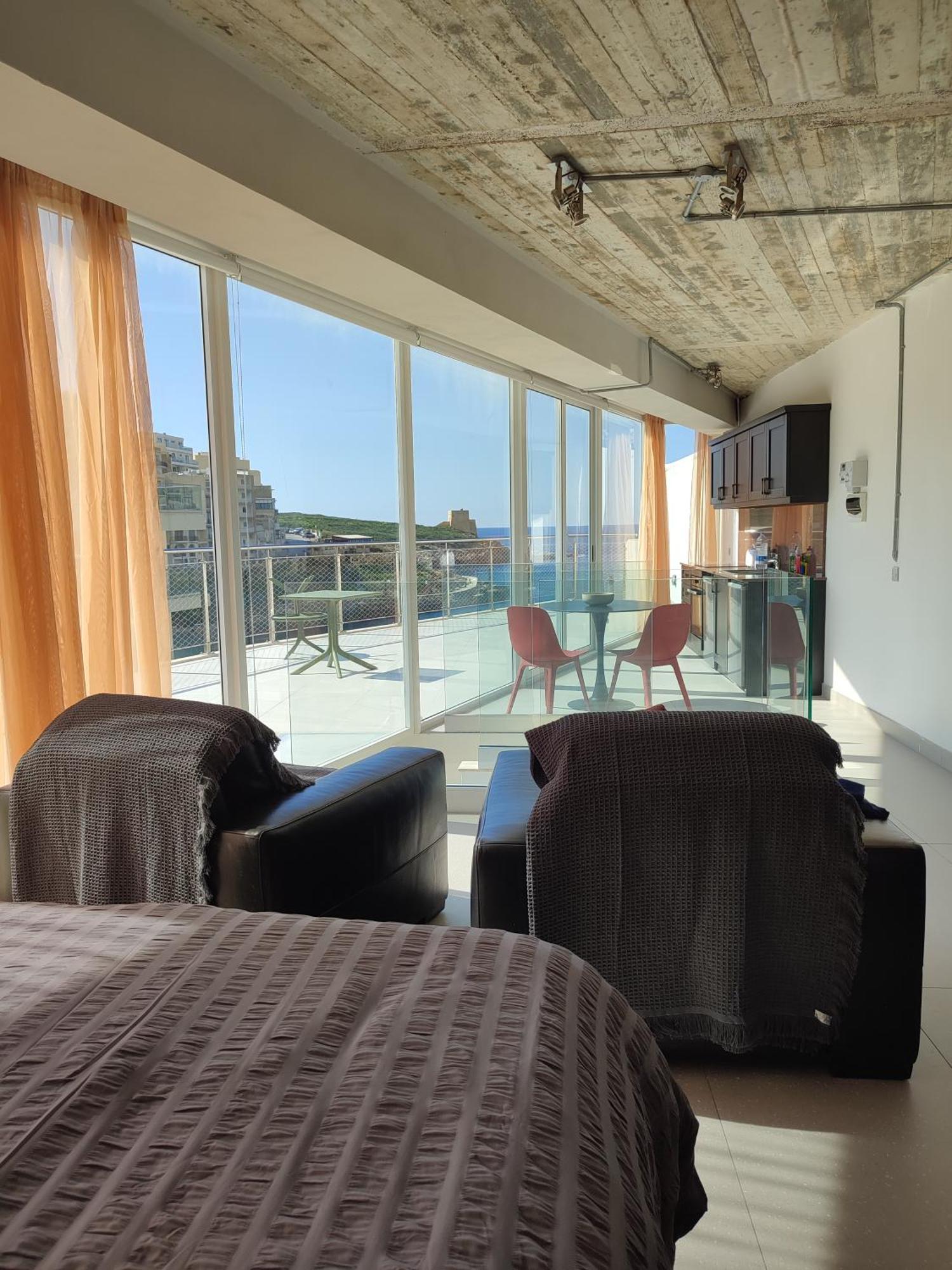 Xlendistays - Centrally Located Seafront Living Spaces In كْسْليندي