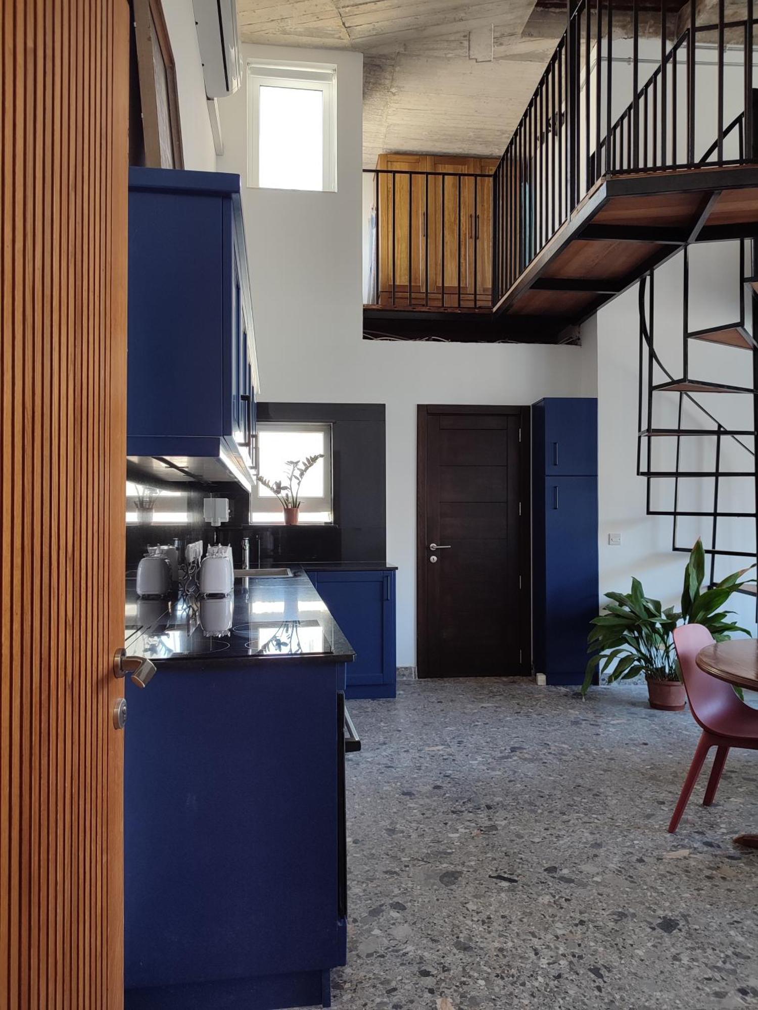 شقة Xlendistays - Centrally Located Seafront Living Spaces In