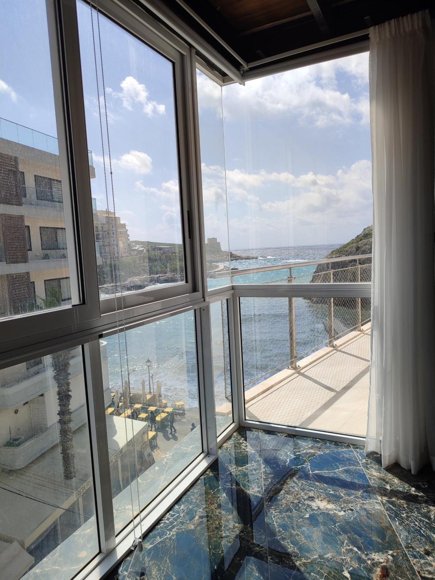 Xlendistays - Centrally Located Seafront Living Spaces In